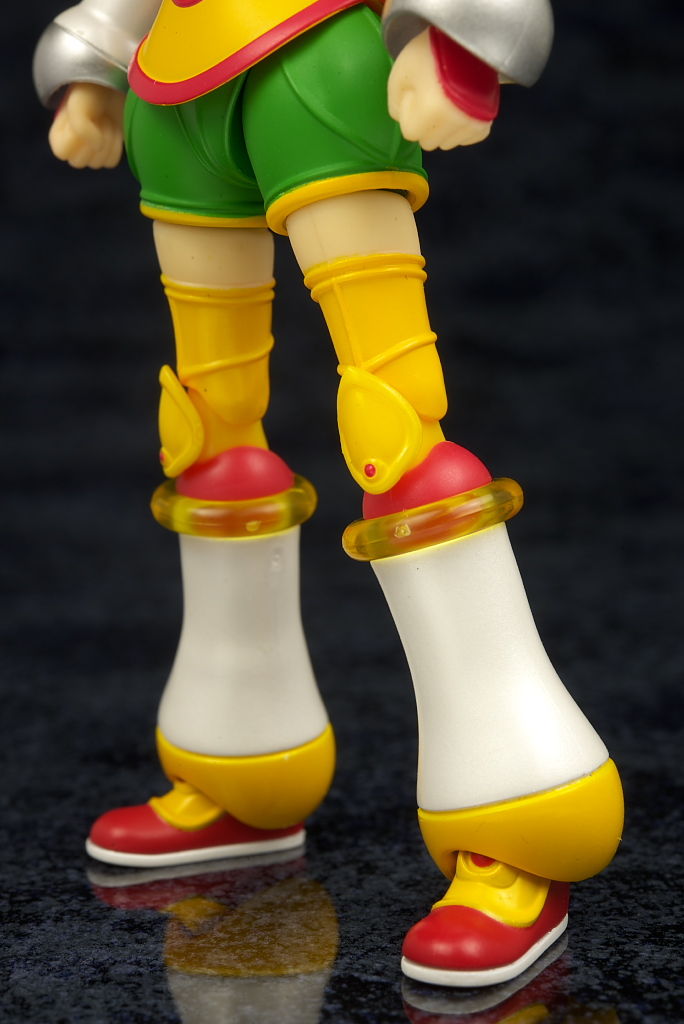 Amazon.co.jp: S.H.フィギュアーツ ドラゴンキッド [おもちゃ