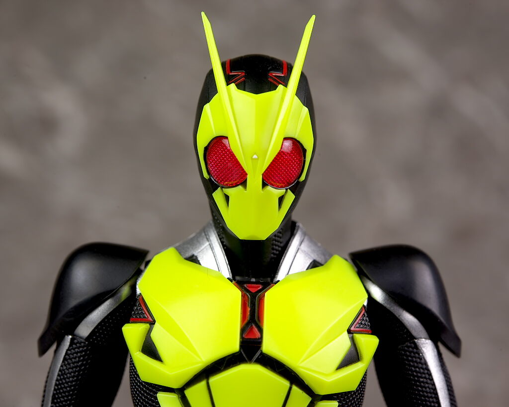 S.H.フィギュアーツ 仮面ライダーゼロワン ライジングホッパー