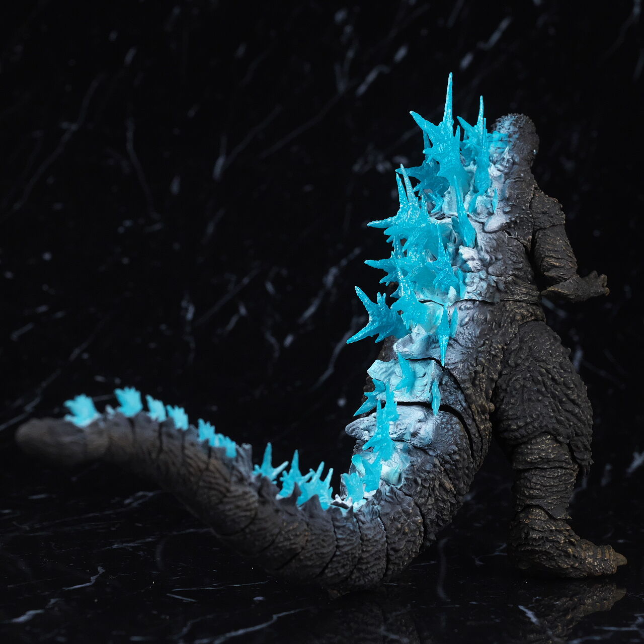 Amazon.co.jp: S.H.MonsterArts ゴジラ (2023) 放射熱線Ver. 約