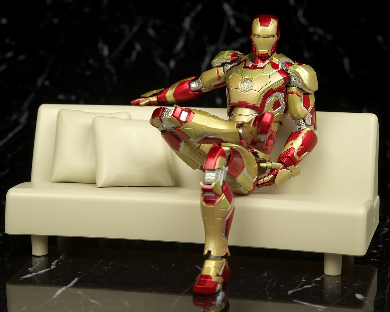 S.H.フィギュアーツ アイアンマン マーク42 レビュー : はっちゃか