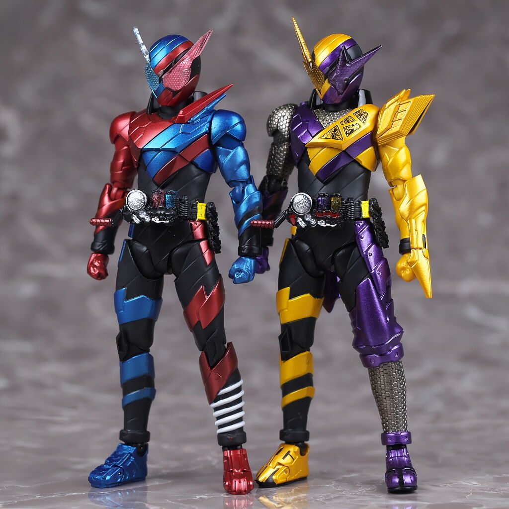 仮面ライダービルド ニンニンコミックフォーム　フィギュアーツ レビュー】 S.H.Figuarts 仮面ライダービルド ニンニンコミック
