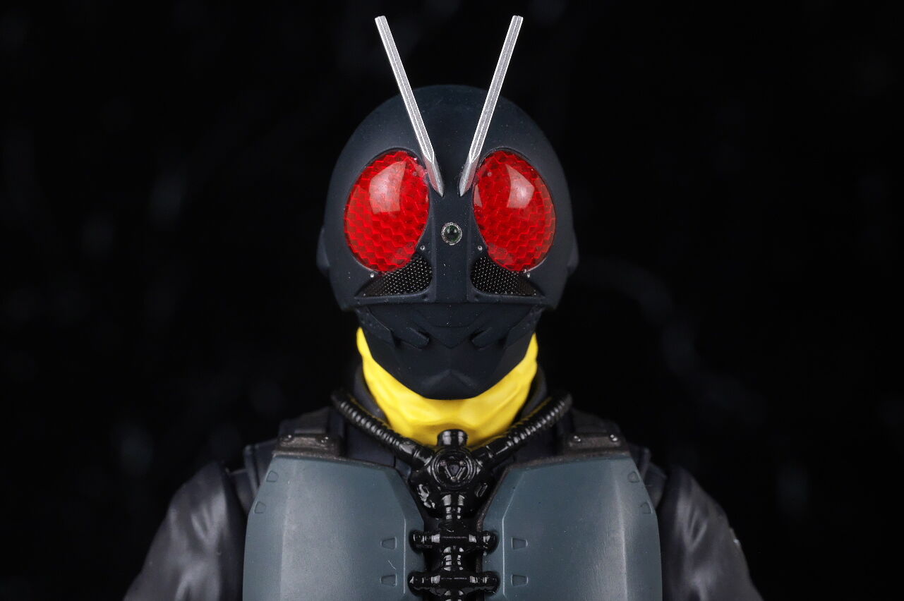 S.H.フィギュアーツ 大量発生型相変異バッタオーグ レビュー