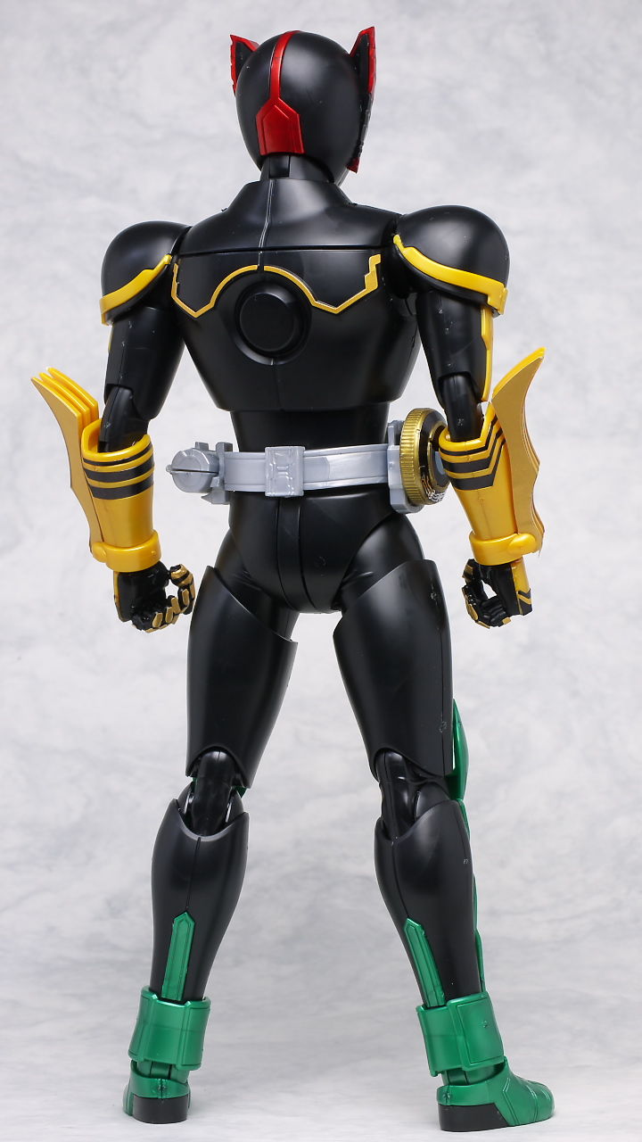 Amazon.com: Bandai Hobby Kamen Rider OOO TaToBa Combo 1/8