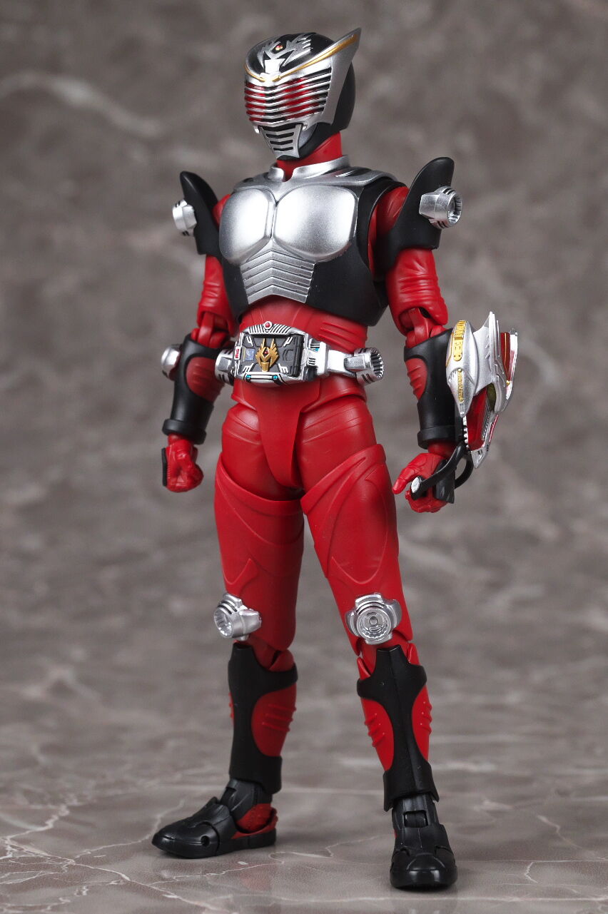 新品　S.H.フィギュアーツ（真骨彫製法） 仮面ライダー龍騎　真骨頂　龍騎 レビュー】S.H.Figuarts（真骨彫製法） 仮面ライダー龍騎