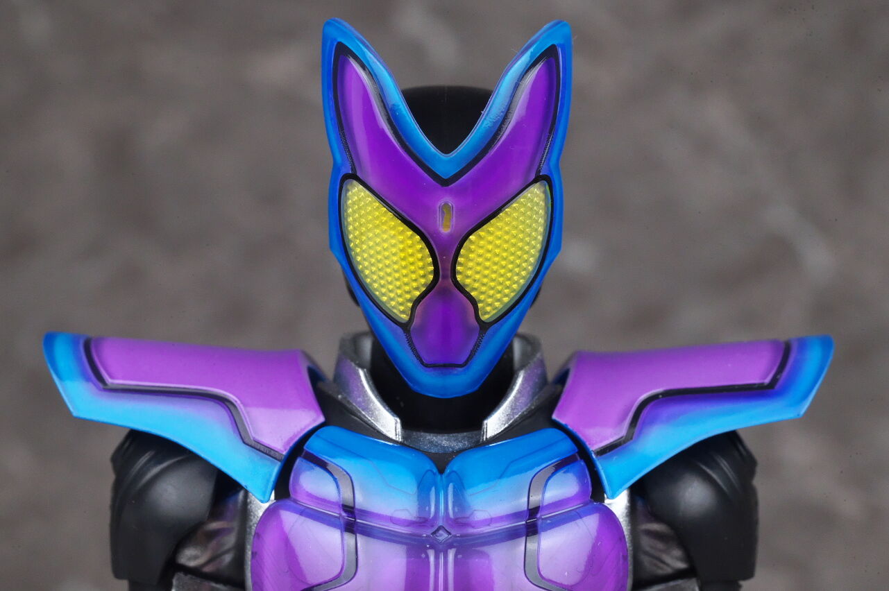 フィギュアーツ 仮面ライダーギーツ 仮面ライダーガヴ S.H.Figuarts 仮面ライダーガヴ ポッピングミフォーム | 魂ウェブ