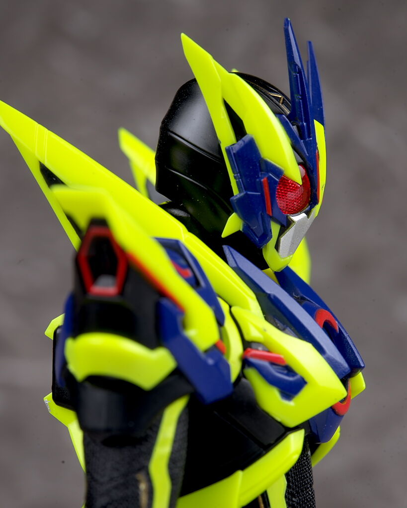 S.H.フィギュアーツ 仮面ライダーゼロワン シャイニングアサルト