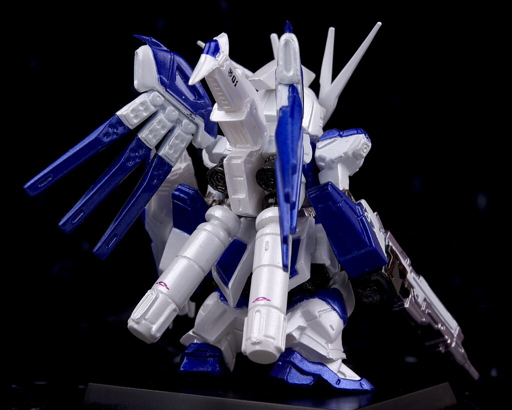 FW GUNDAM CONVERGE:CORE Hi-νガンダム&ナイチンゲール（メタリック 