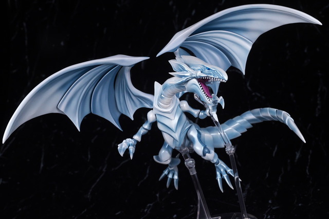 バンダイ(BANDAI)|S.H.MonsterArts 青眼の白龍|HARDOFFオフ