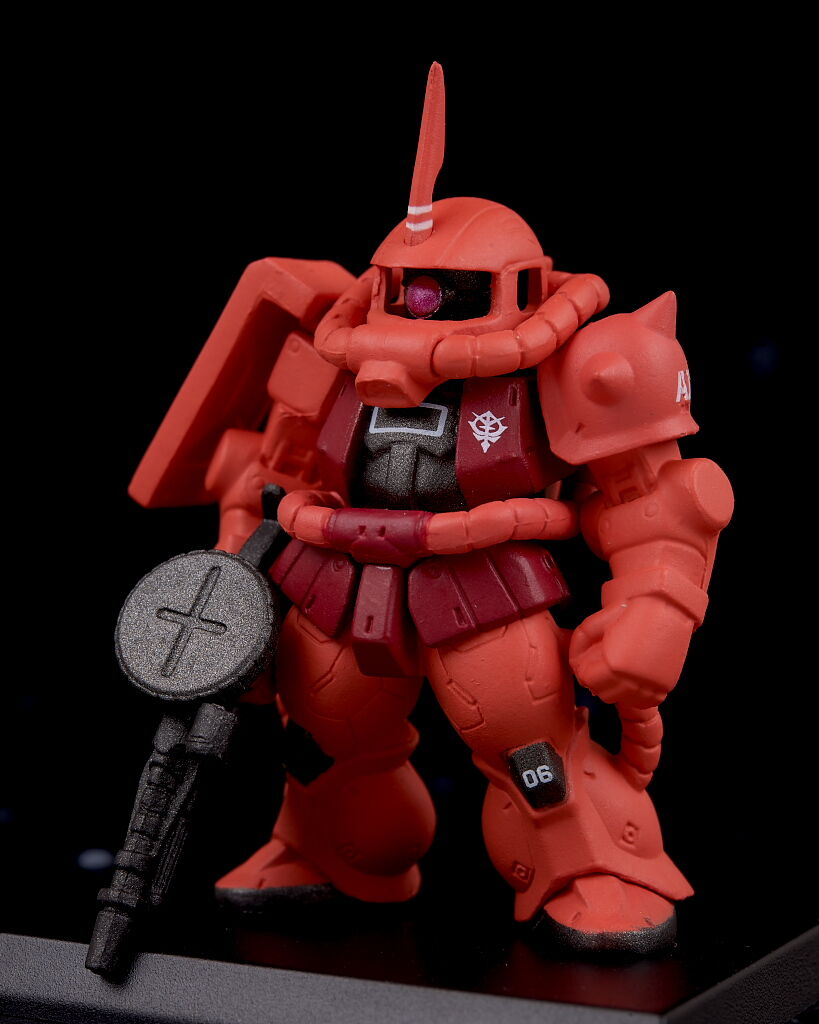 FW GUNDAM CONVERGE:CORE キャスバル専用ガンダム＆赤い彗星の