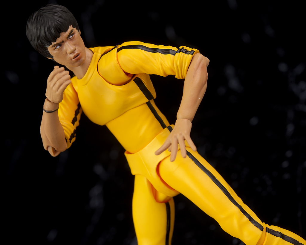 S.H.フィギュアーツ ブルース・リー(Yellow Track Suit) レビュー : は ...