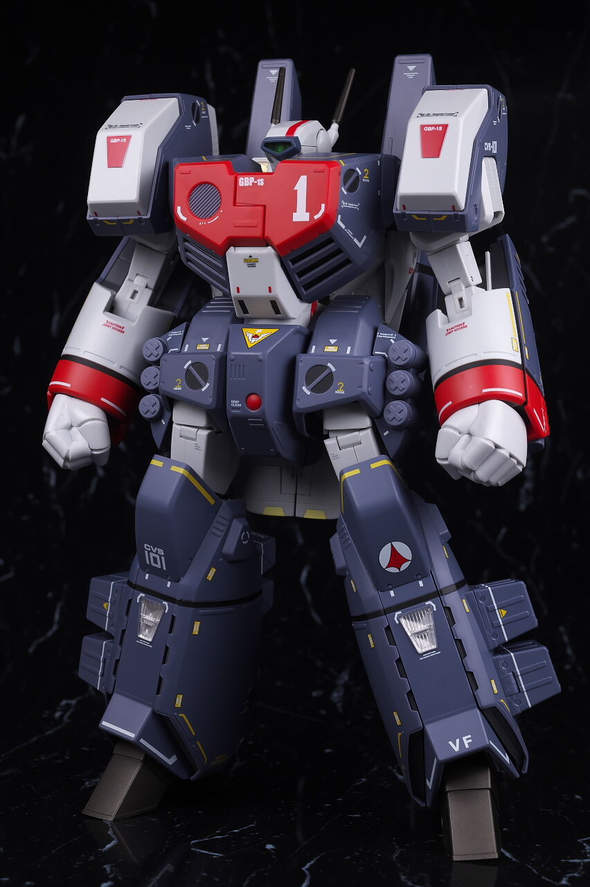 送込　DX超合金 超時空要塞マクロス VF-1Jアーマードバルキリー