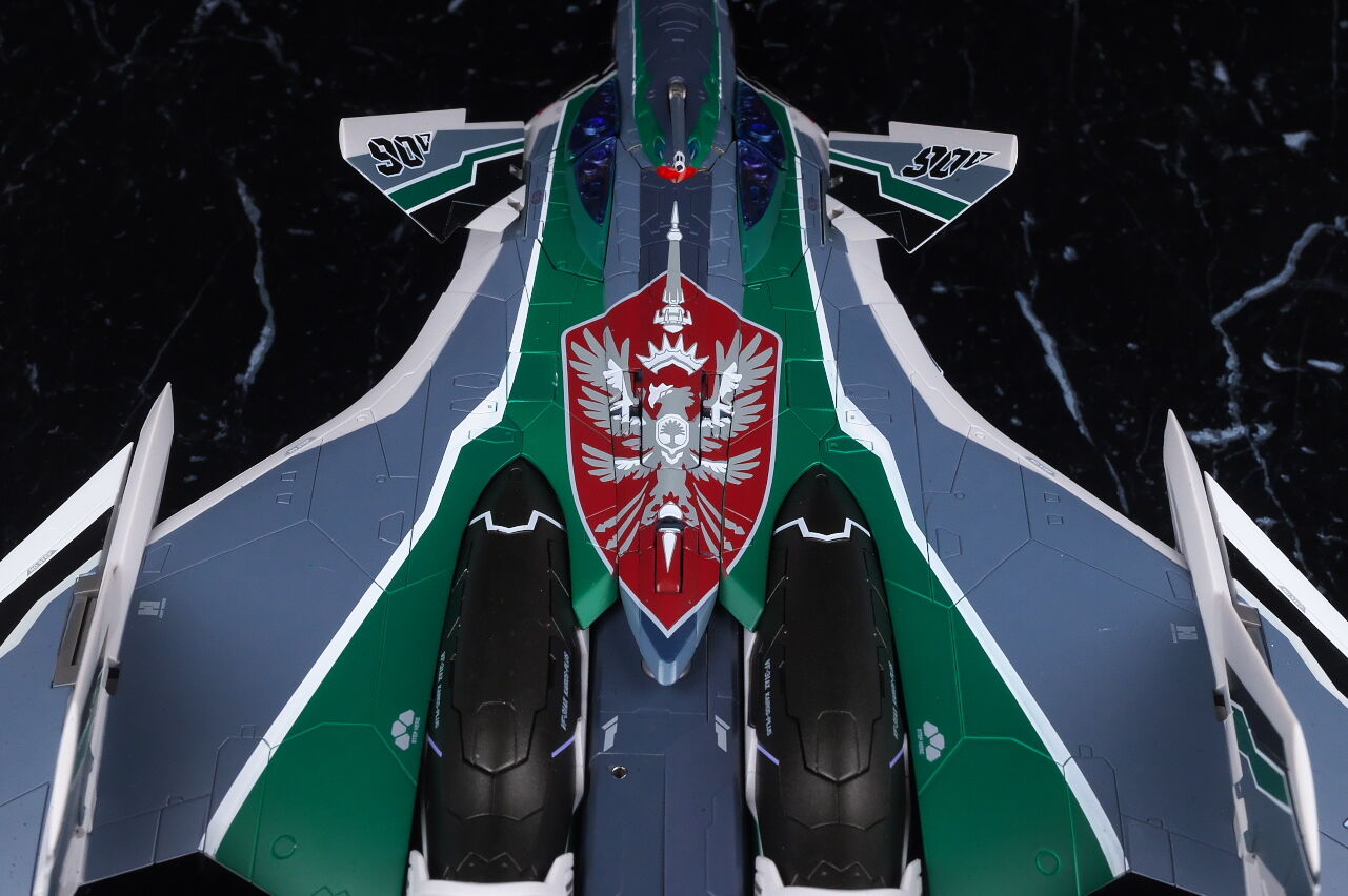 DX超合金 劇場版 VF-31AX カイロスプラス(ボーグ・コン DX超合金 劇場版 VF-31AX カイロスプラス(ボーグ・コン