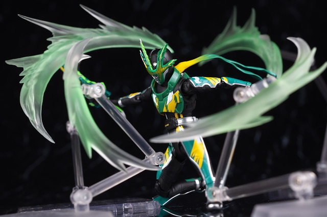 S.H.フィギュアーツ 仮面ライダー剣斬 猿飛忍者伝 レビュー : は