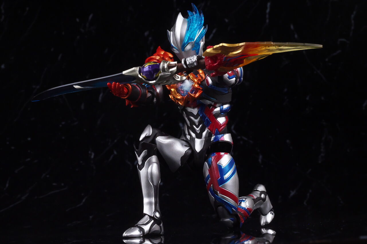 S.H.フィギュアーツ ウルトラマンブレーザー ファードラン