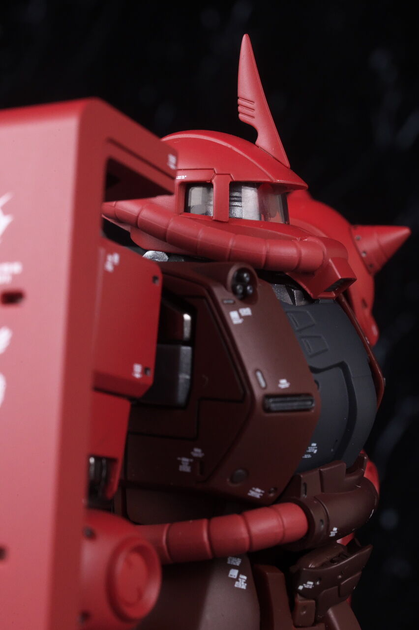 GUNDAM FIX FIGURATION METAL COMPOSITE MS-06R-1A シャア専用高機動型