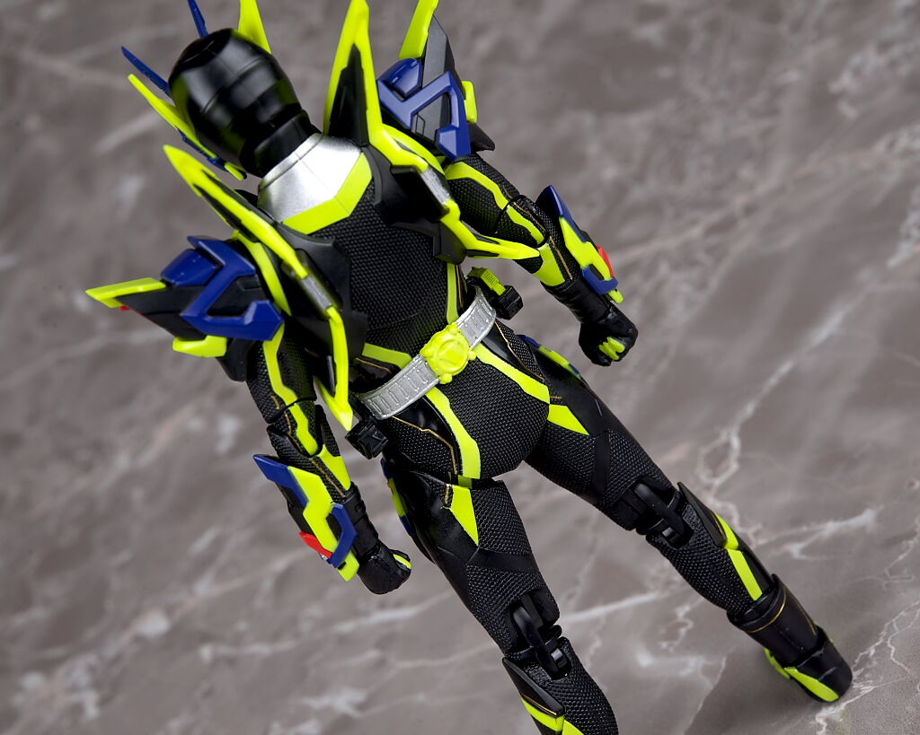 S.H.フィギュアーツ 仮面ライダーゼロワン シャイニングアサルト