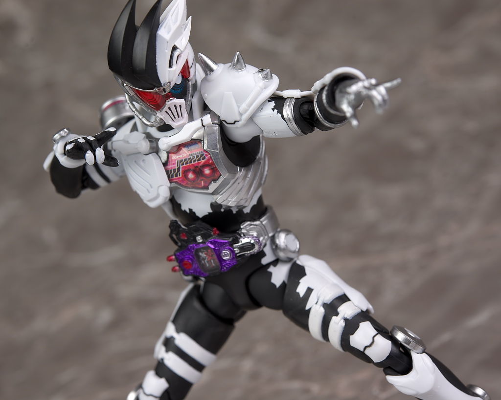 S.H.フィギュアーツ 仮面ライダーゲンム ゾンビゲーマー レベルX