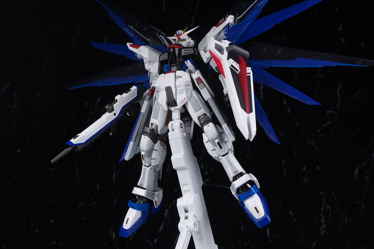 超合金　FREEDOM GUNDAM