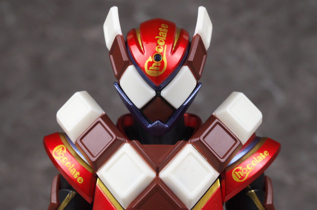 S.H.フィギュアーツ 仮面ライダーヴァレン チョコドンフォーム