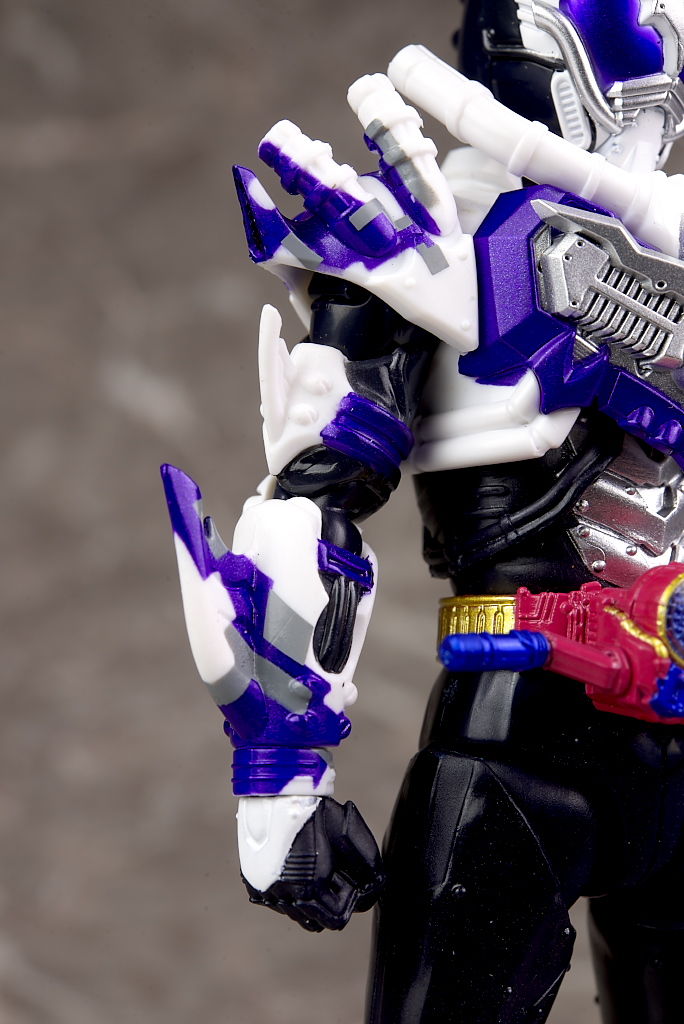 フィギュアーツ 仮面ライダーマッドローグ レビュー】 S.H.Figuarts 仮面ライダーマッドローグ
