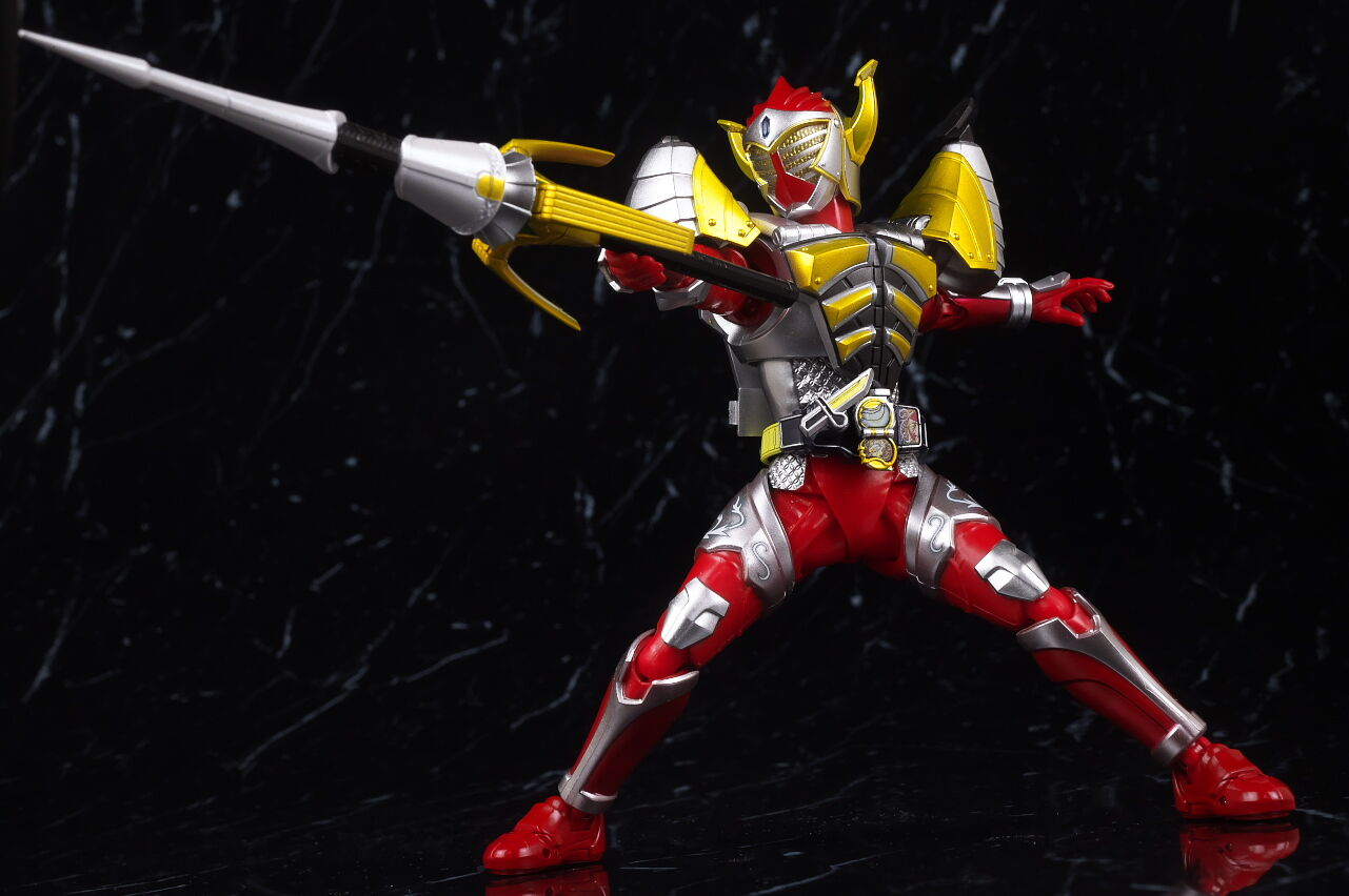 S.H.フィギュアーツ (真骨彫製法) 仮面ライダーバロン バナナ