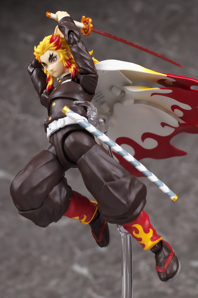转日站评测 BANDAI 25年6月: S.H.Figuarts <鬼灭之刃> 炼狱杏寿郎
