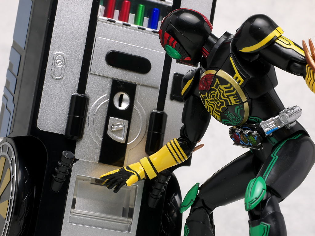 S.H.フィギュアーツ 仮面ライダー オーズ ライドベンダー & メダルセット 中古即納】[FIG]魂ウェブ商店限定 S.H.Figuarts(フィギュアーツ