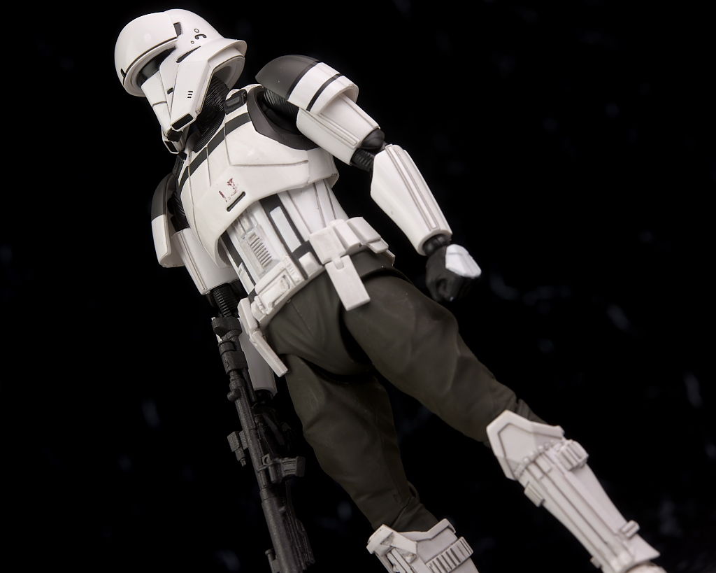 S.H.Figuarts コンバット・アサルト・タンク・コマンダー | 魂ウェブ