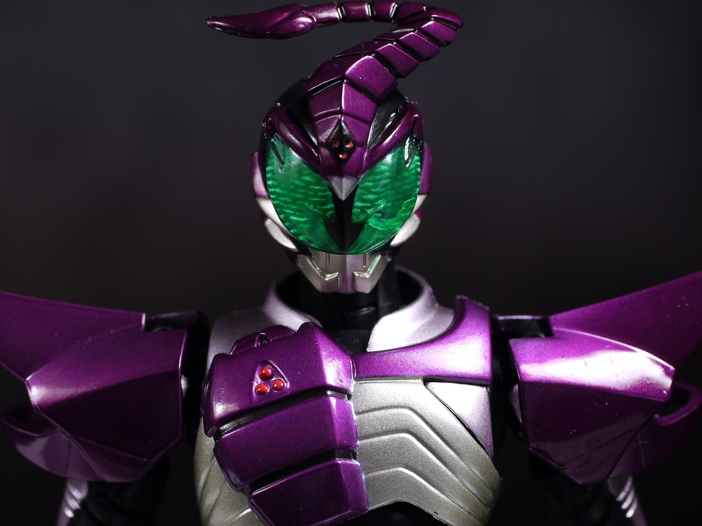 S.H.フィギュアーツ 仮面ライダーサソード レビュー : はっちゃか