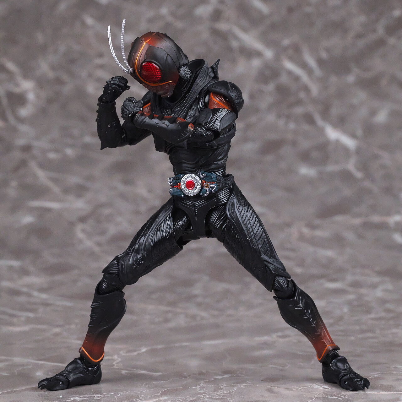 S.H.フィギュアーツ 仮面ライダーBLACK SUN（初変身Ver