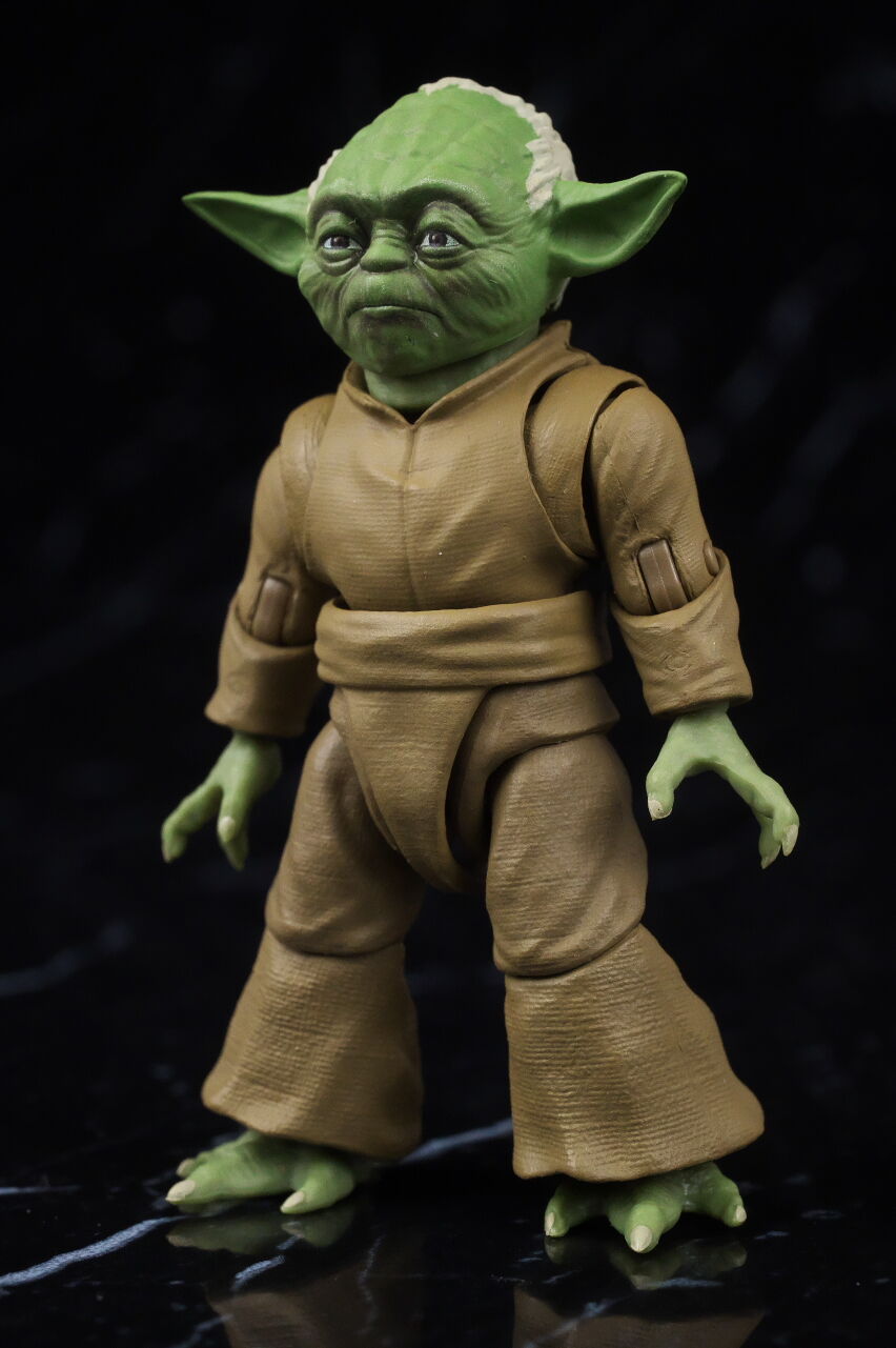 フィギュアーツ　ヨーダ　Classic Ver. S.H.フィギュアーツ ヨーダ -Classic Ver.- レビュー : はっちゃか