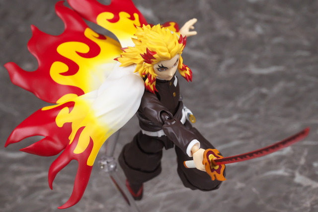 转日站评测 BANDAI 25年6月: S.H.Figuarts <鬼灭之刃> 炼狱杏寿郎