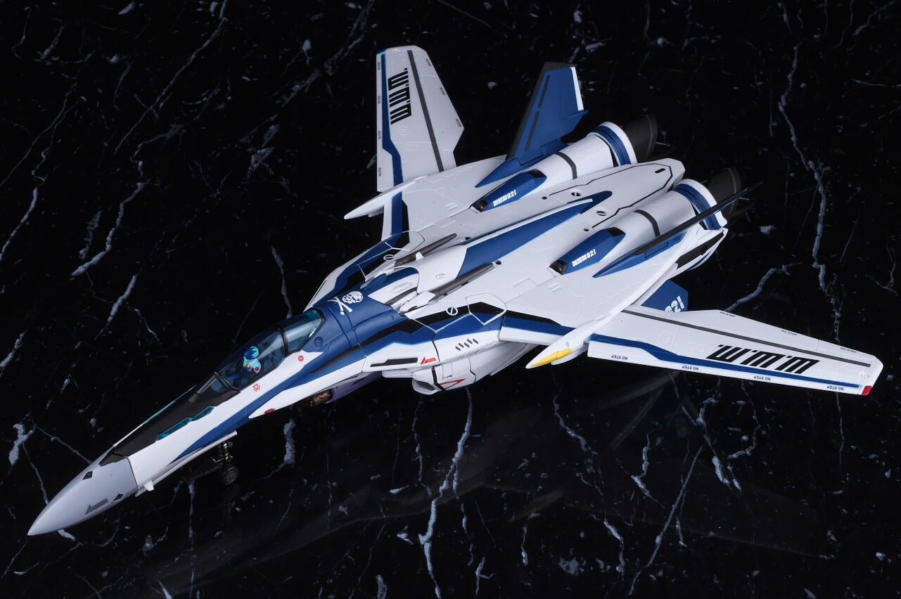 【新品未開封】DX超合金 VF-25S メサイアバルキリー (オズマ・リー機)