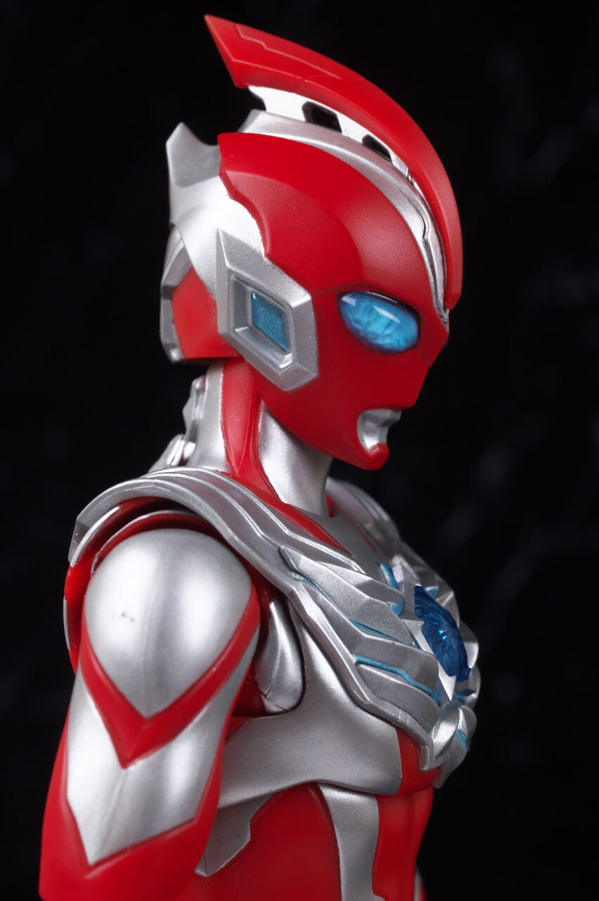 S.H.フィギュアーツ ウルトラマンオメガ レビュー : はっちゃか