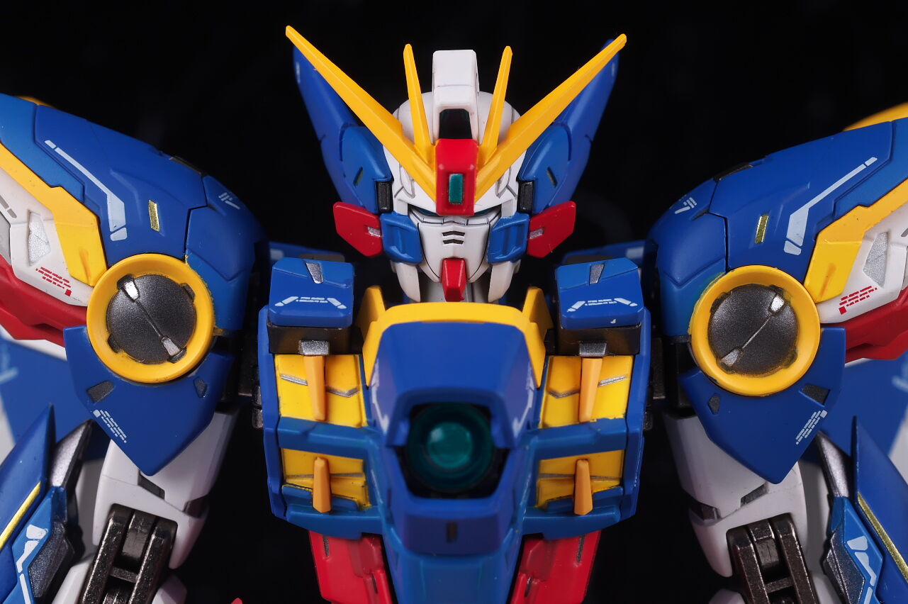 メタルコンポジット ウイングガンダム EW版 Early Color ver.フィギュア