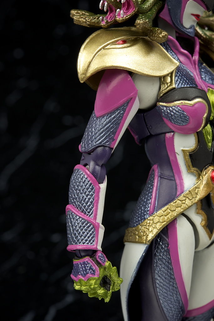 S.H.フィギュアーツ メデューサファントム レビュー : はっちゃか