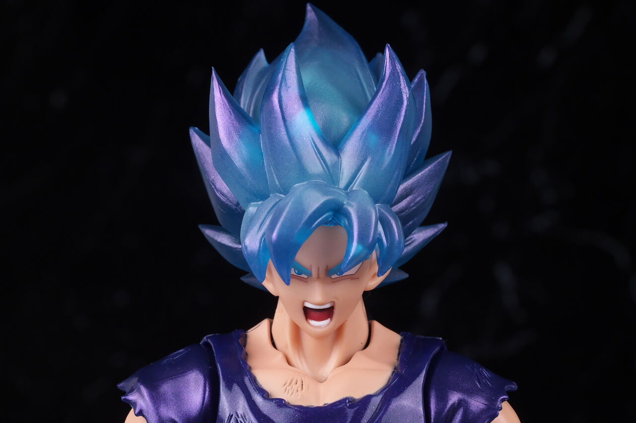 S.H.フィギュアーツ スーパーサイヤ人ゴッドスーパーサイヤ人孫悟空 界