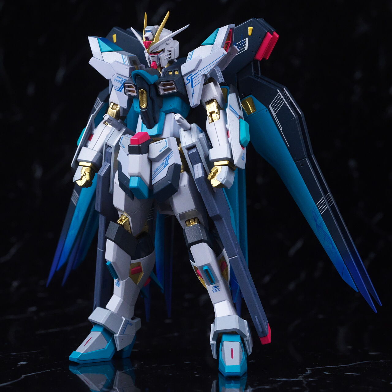 METAL ROBOT魂 ストライクフリーダムガンダム弐式 ［初音ミク