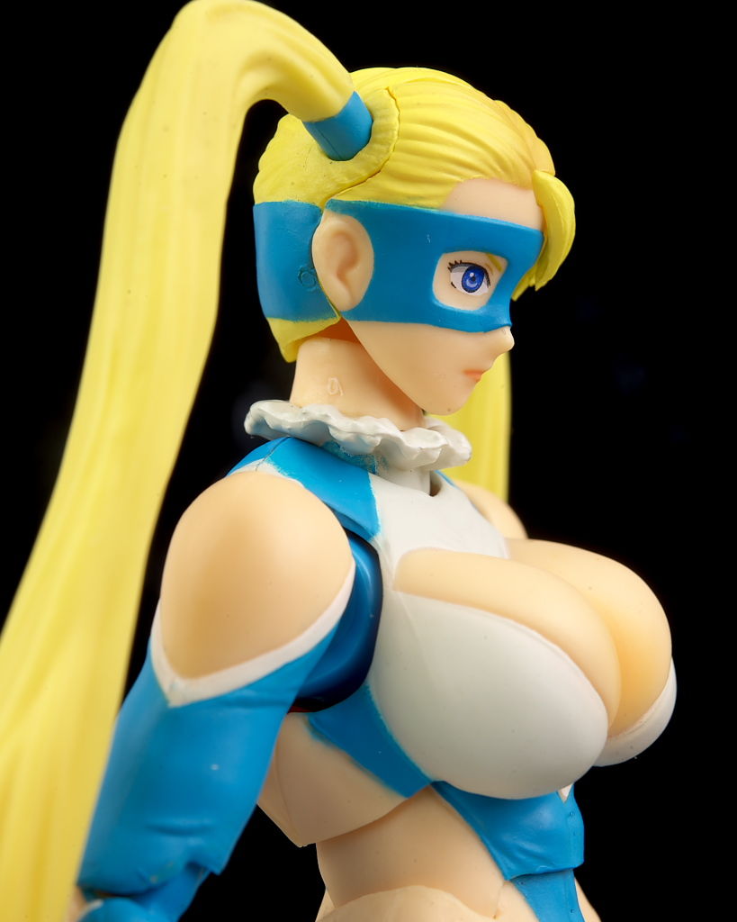 S.H.フィギュアーツ レインボー・ミカ『ストリートファイターV