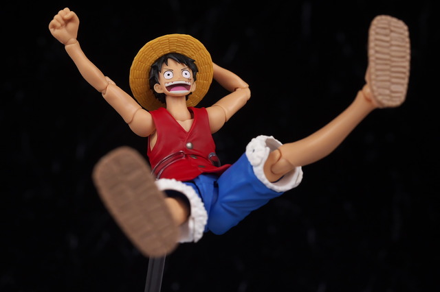 フィギュアーツ ルフィ 冒険の夜明け レビュー