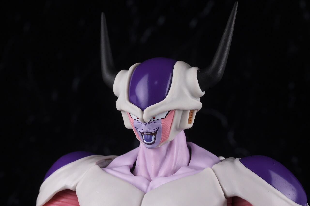 S.H.フィギュアーツ フリーザ 第二形態 レビュー : はっちゃか