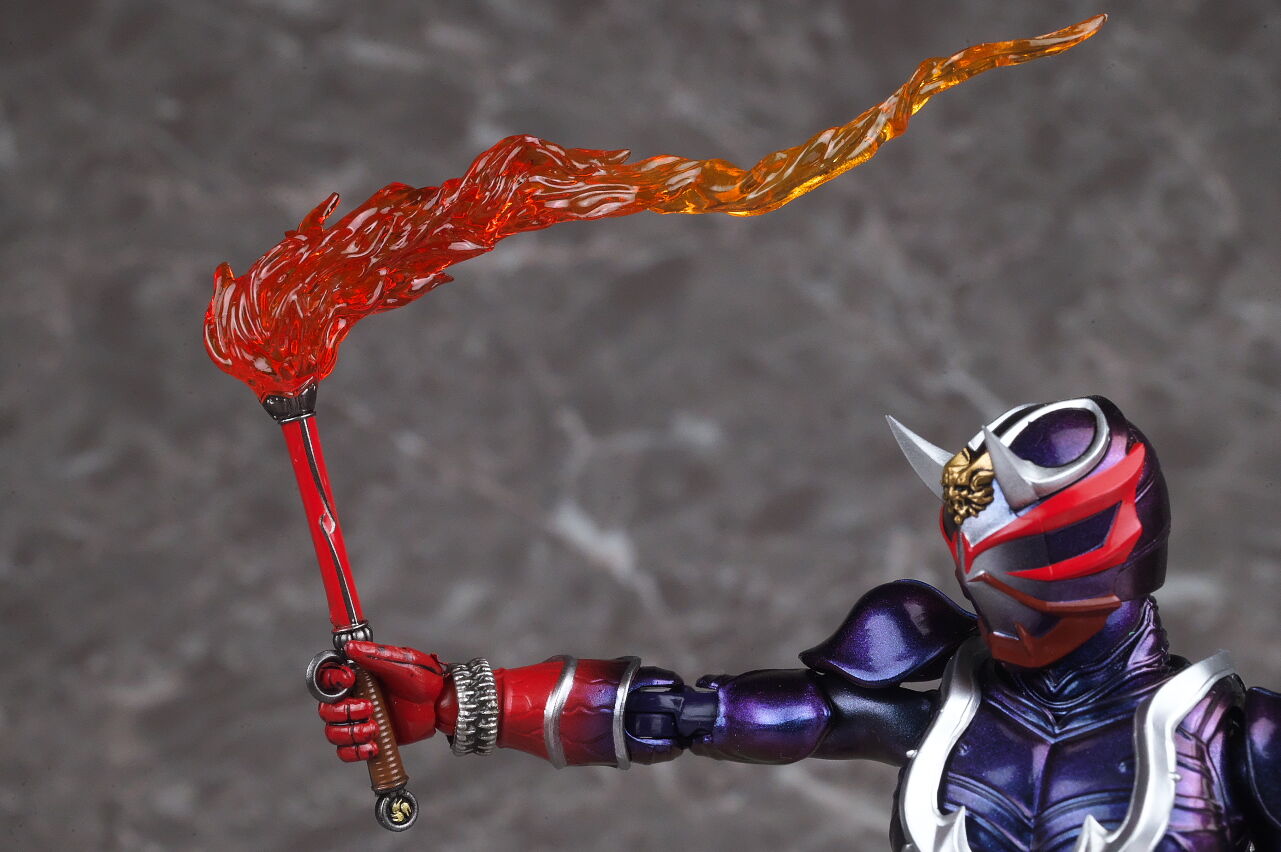 S.H.フィギュアーツ（真骨彫製法）仮面ライダー響鬼 真骨彫製法