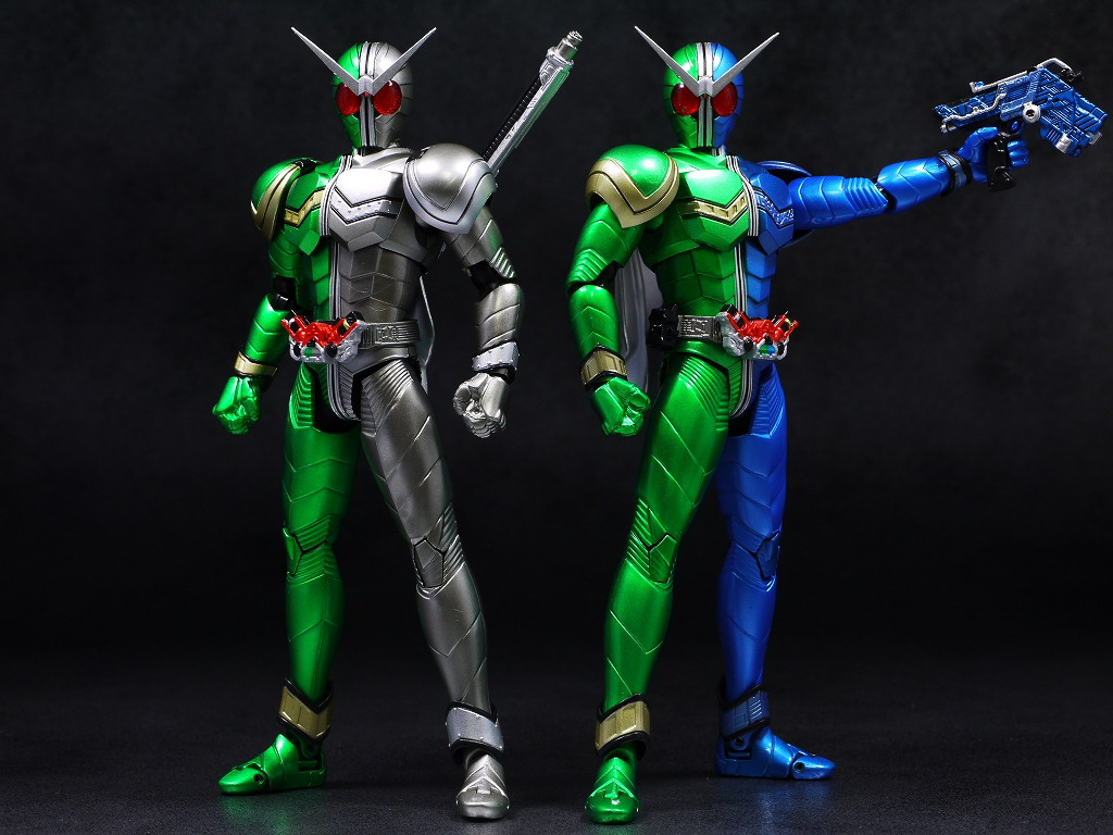 S.H.Figuarts(フィギュアーツ) 仮面ライダーW(ダブル) サイクロントリガー&サイクロンメタル 完成品 可動フィギュア バンダイ