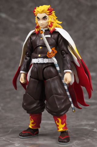 转日站评测 BANDAI 25年6月: S.H.Figuarts <鬼灭之刃> 炼狱杏寿郎
