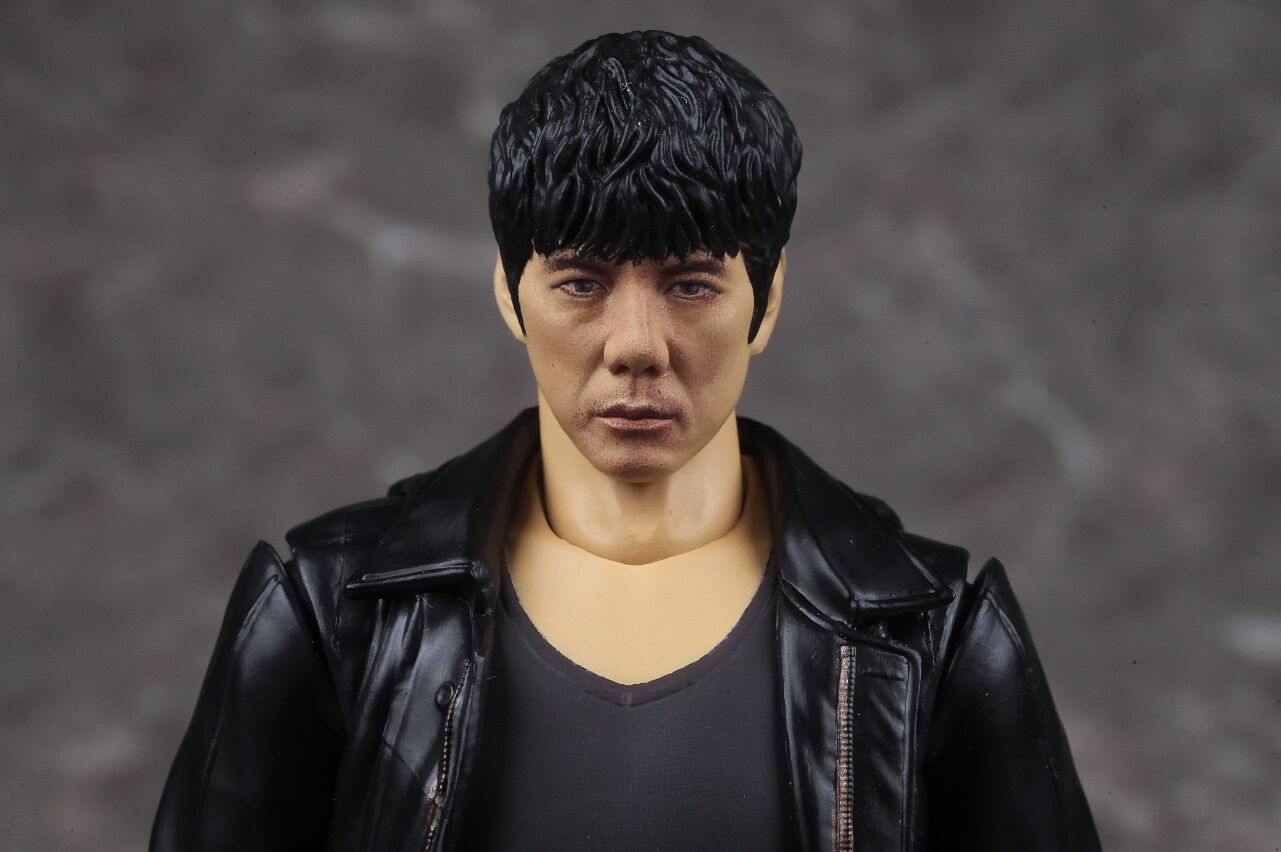 Amazon.co.jp: S.H.Figuarts 南光太郎 （ 仮面ライダーBLACK SUN