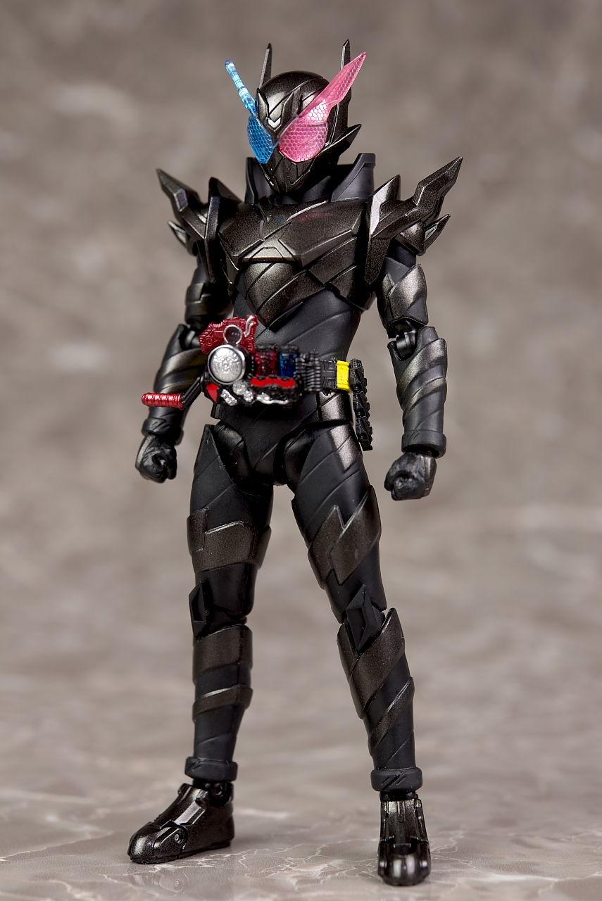 【新品・未開封】S.H.Figuarts 仮面ライダービルド ハザードフォーム