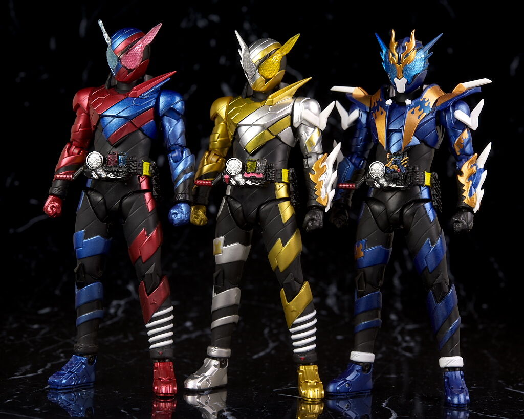 S.H.フィギュアーツ 仮面ライダービルド トライアルフォーム