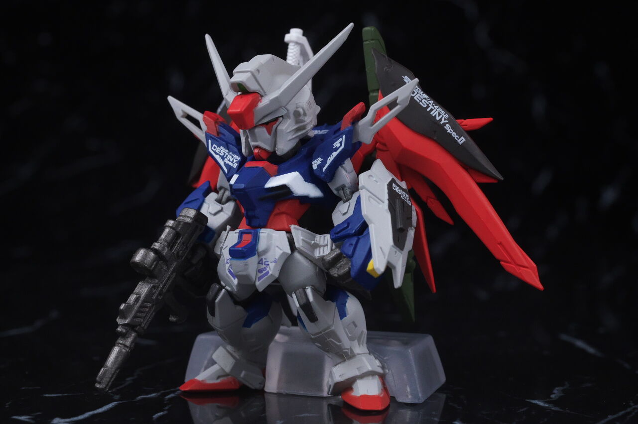FW GUNDAM CONVERGE デスティニーガンダムSpecII&ゼウスシルエット