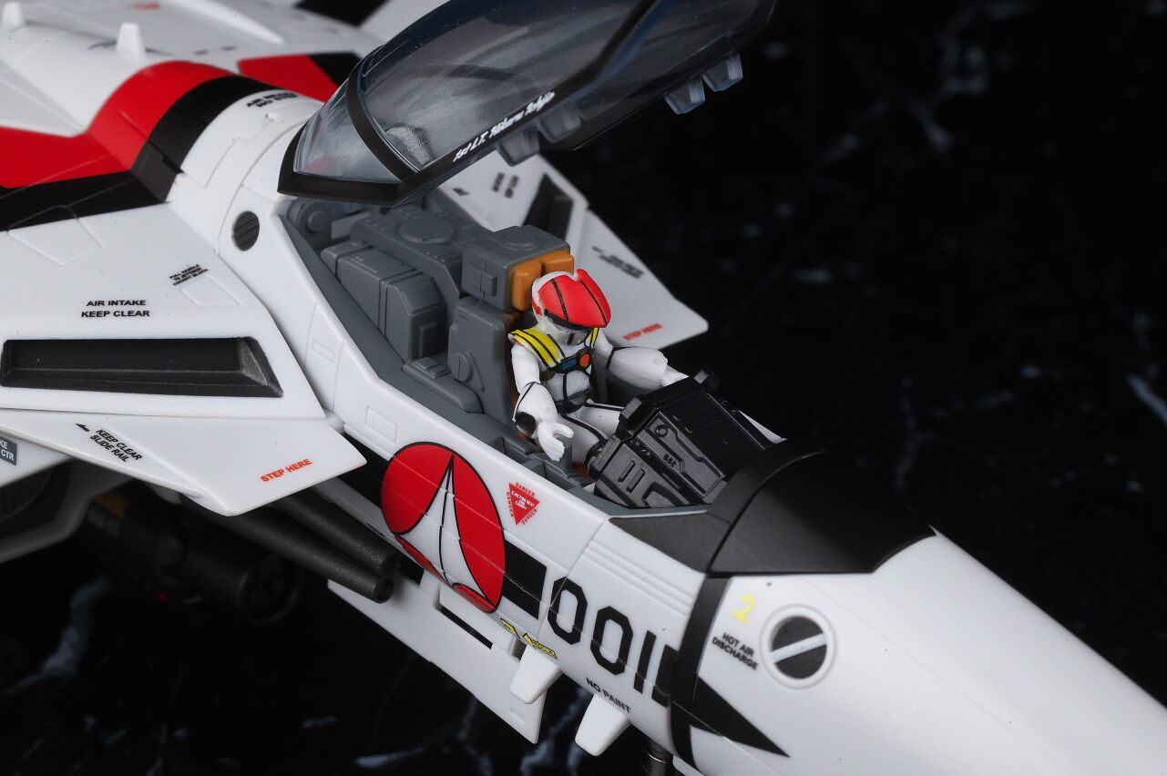 DX超合金 劇場版 VF-1S ストライクバルキリー(一条輝機 DX超合金 劇場版 VF-1S ストライクバルキリー(一条輝機