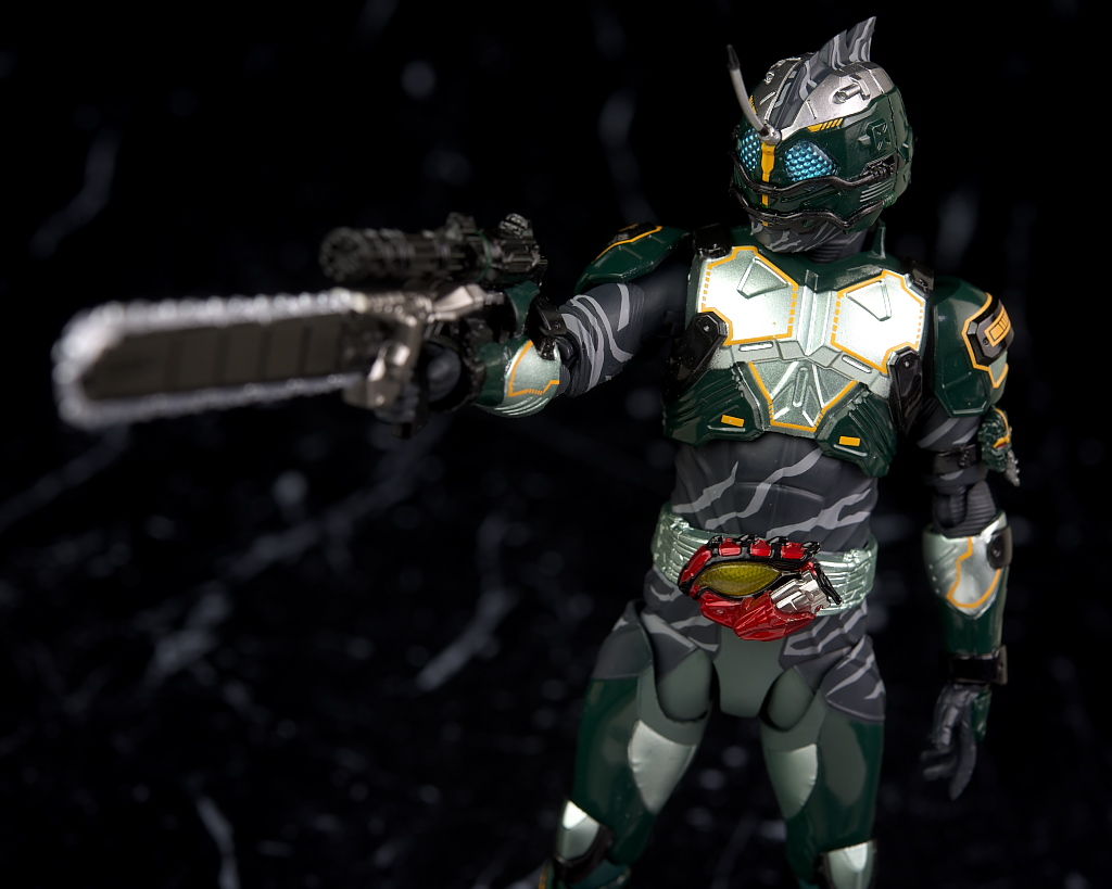 S.H.フィギュアーツ 仮面ライダーアマゾンズ　オメガ・アルファ・ネオ レビュー】 S.H.Figuarts 仮面ライダーアマゾンネオアルファ